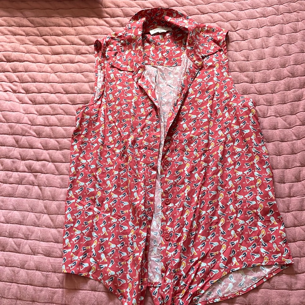 Bird print sleeveless top
